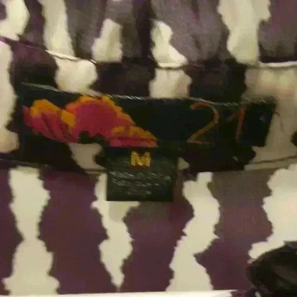 Women's Forever 21 top. SZ med. Purple and white. - Picture 3 of 3